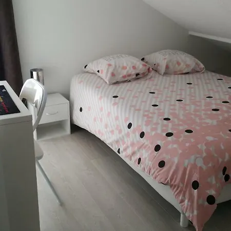 Апартаменты Les Pieds Dans L'eau *